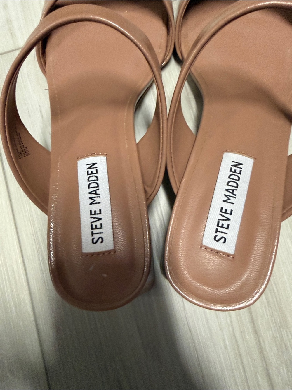 Steve Madden Tan Brown Two-Strap Square Toe Kitten Block Heel - Picture 3 of 4